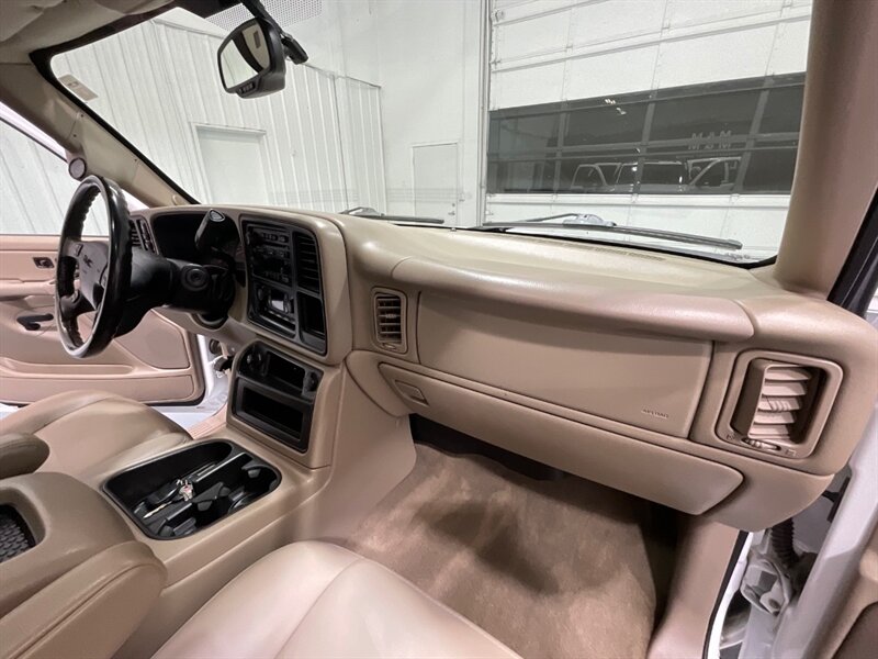 2006 GMC Sierra 3500 SLT /LONG BED / ZERO RUST / LEATHER HEATED SEATS - Photo 39 - Gladstone, OR 97027