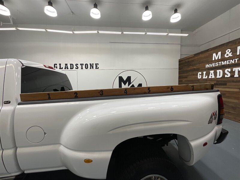 2006 GMC Sierra 3500 SLT /LONG BED / ZERO RUST / LEATHER HEATED SEATS - Photo 9 - Gladstone, OR 97027