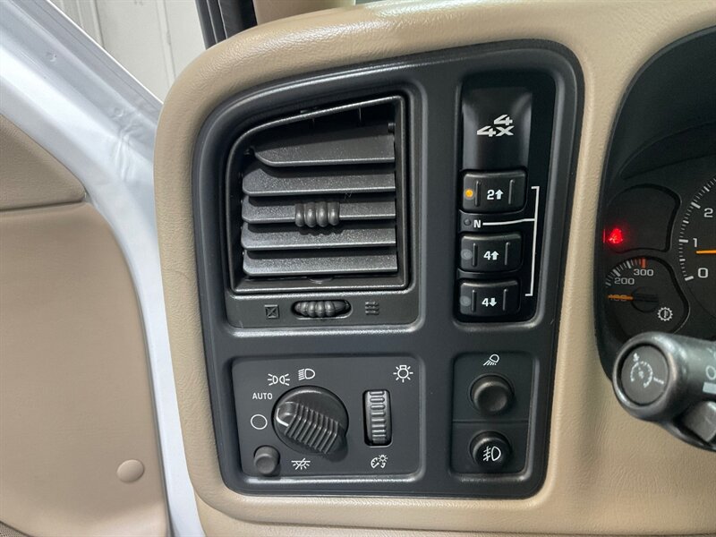2006 GMC Sierra 3500 SLT /LONG BED / ZERO RUST / LEATHER HEATED SEATS - Photo 19 - Gladstone, OR 97027
