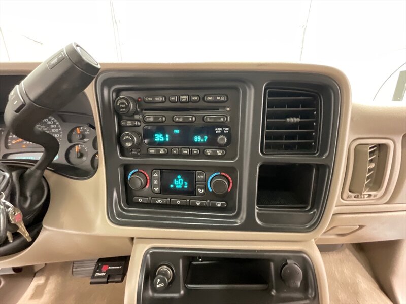 2006 GMC Sierra 3500 SLT /LONG BED / ZERO RUST / LEATHER HEATED SEATS - Photo 18 - Gladstone, OR 97027