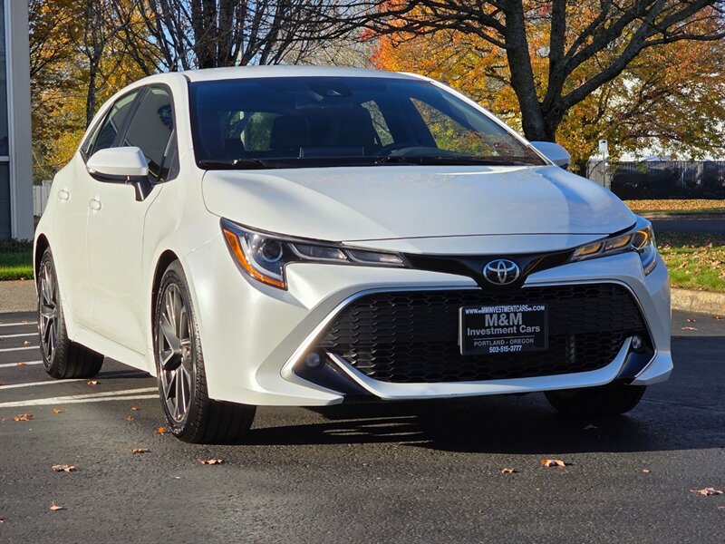 2022 Toyota Corolla Hatchback XSE  Heated Leather / NAVi / Dynamic Cruise / LANE WARNING / New Tires  / BSM / Very Low Miles - Photo 2 - Portland, OR 97217