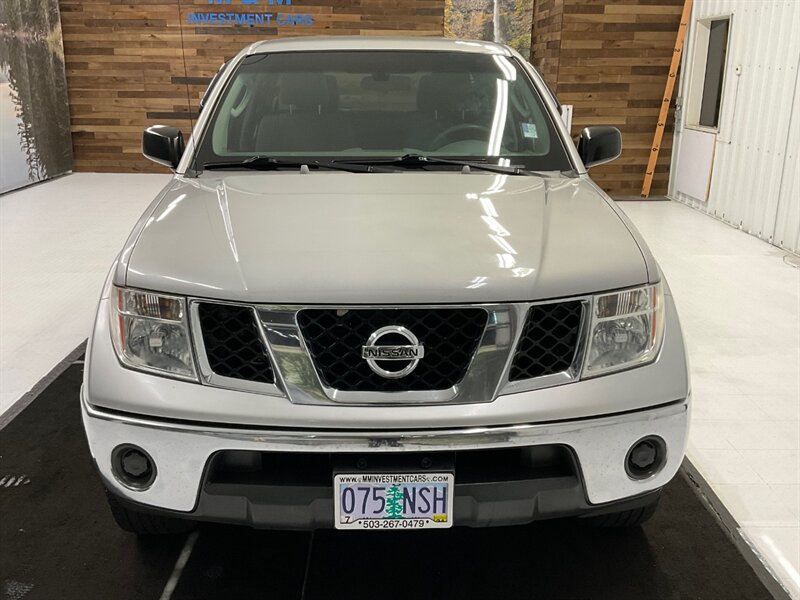 2006 Nissan Frontier SE Crew Cab 4X4 / 4.0L V6 / LOCAL TRUCK  / Towing Package / Spray in bed liner / RUST FREE / 157,000 MILES - Photo 5 - Gladstone, OR 97027