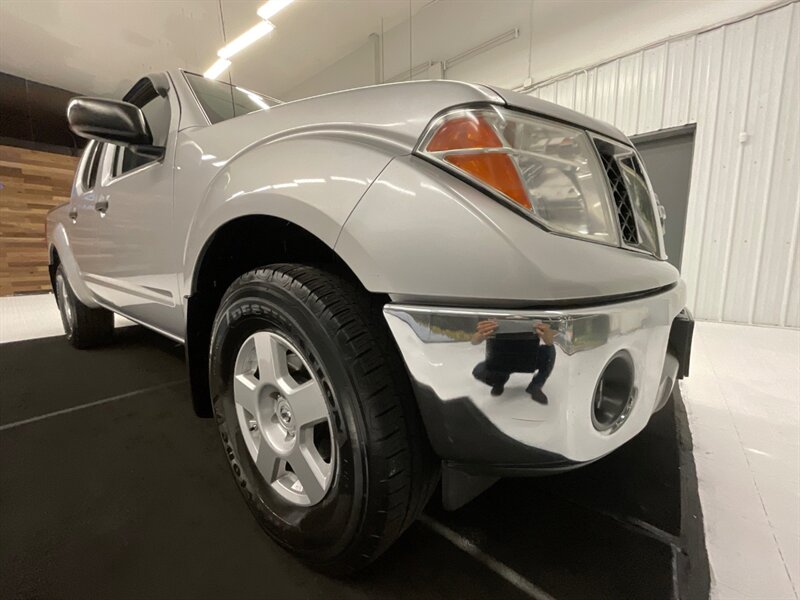 2006 Nissan Frontier SE Crew Cab 4X4 / 4.0L V6 / LOCAL TRUCK  / Towing Package / Spray in bed liner / RUST FREE / 157,000 MILES - Photo 9 - Gladstone, OR 97027