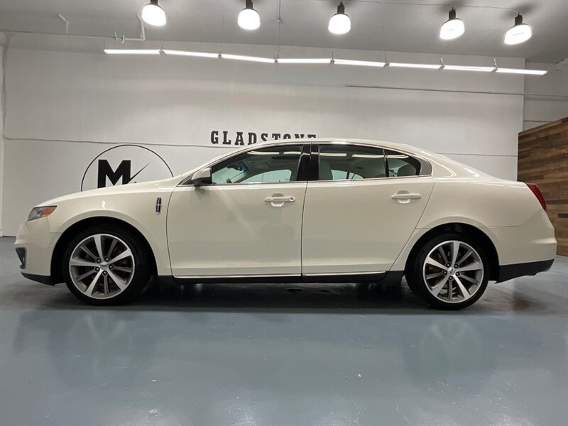 2009 Lincoln MKS Luxury Sedan AWD/ 3.7L V6/ Leather/ Navi / Camera / Sunroof / Heated Seats - Photo 3 - Gladstone, OR 97027