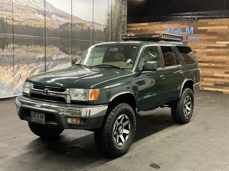 2002 Toyota 4Runner SR5 / TIMING BELT DONE / LIFTED / NEW TIRES  4WD / TRD WHEELS / BFG TIRES / TIMING BELT / LOCAL / RUST FREE - Photo 1 - Gladstone, OR 97027