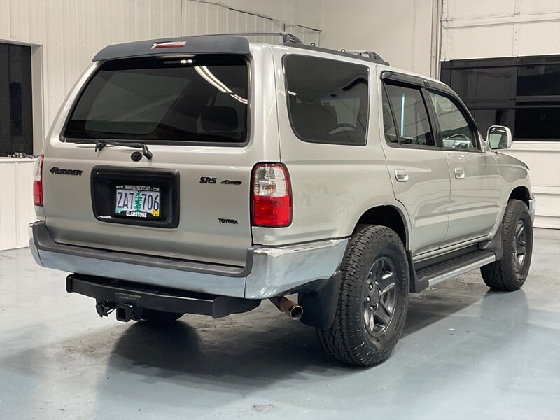 2002 Toyota 4Runner SR5 4X4 / 3.4L V6 / Sunroof / LOCAL w.ZERO RUST  / FRESH TIMING BELT SERVICE JUST DONE - Photo 7 - Gladstone, OR 97027