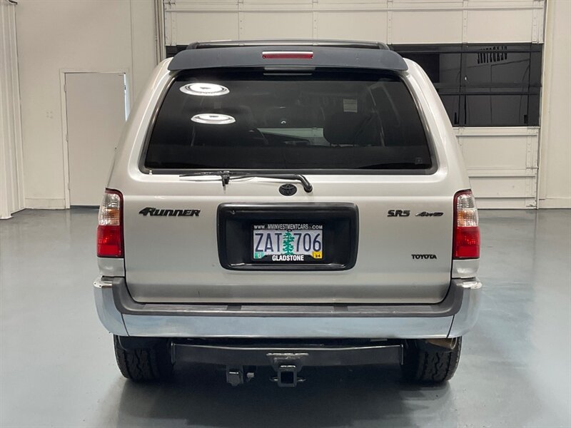 2002 Toyota 4Runner SR5 4X4 / 3.4L V6 / Sunroof / LOCAL w.ZERO RUST  / FRESH TIMING BELT SERVICE JUST DONE - Photo 6 - Gladstone, OR 97027