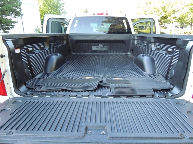 2010 Chevrolet Silverado 3500 LTZ/ 4X4 / 6.6L DURAMAX / Dually / ALLISON / 1-TON   - Photo 15 - Portland, OR 97217