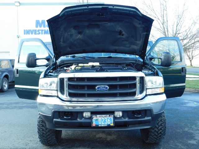 2002 Ford F-250 Super Duty XLT / 4X4 / V10 / Crew Cab / LIFTED   - Photo 30 - Portland, OR 97217