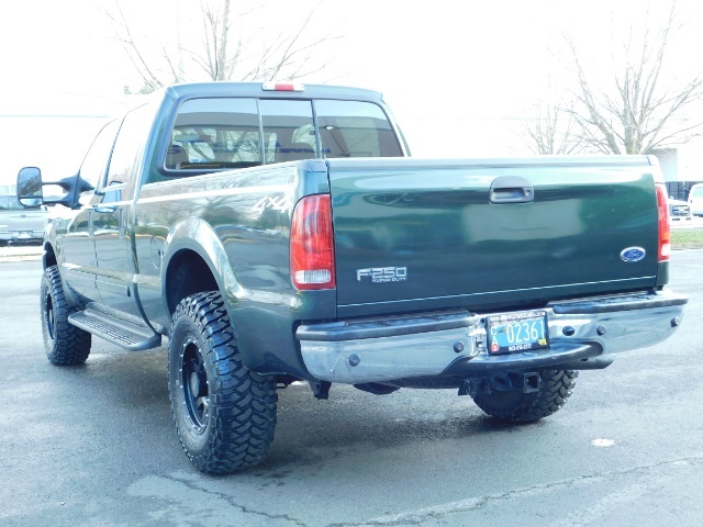 2002 Ford F-250 Super Duty XLT / 4X4 / V10 / Crew Cab / LIFTED   - Photo 6 - Portland, OR 97217