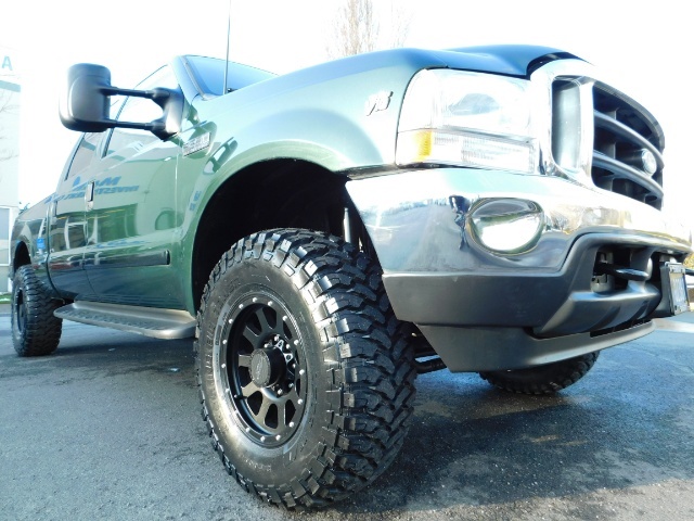 2002 Ford F-250 Super Duty XLT / 4X4 / V10 / Crew Cab / LIFTED   - Photo 10 - Portland, OR 97217