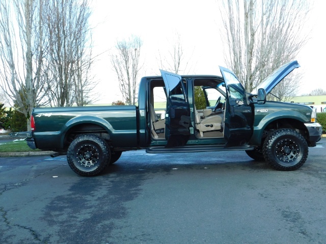 2002 Ford F-250 Super Duty XLT / 4X4 / V10 / Crew Cab / LIFTED   - Photo 24 - Portland, OR 97217