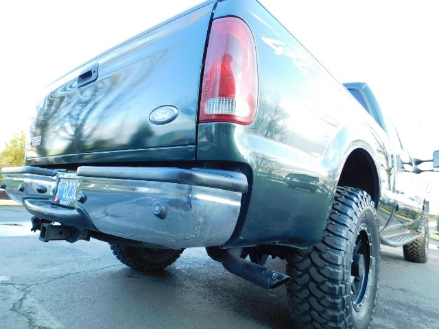 2002 Ford F-250 Super Duty XLT / 4X4 / V10 / Crew Cab / LIFTED   - Photo 9 - Portland, OR 97217