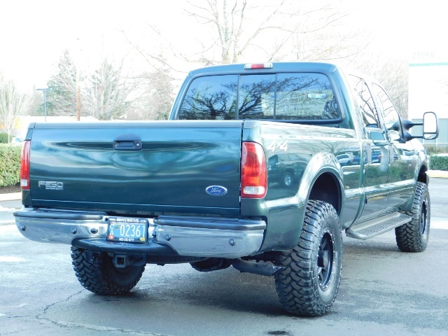 2002 Ford F-250 Super Duty XLT / 4X4 / V10 / Crew Cab / LIFTED   - Photo 7 - Portland, OR 97217