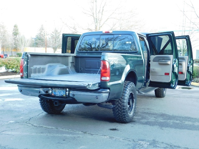 2002 Ford F-250 Super Duty XLT / 4X4 / V10 / Crew Cab / LIFTED   - Photo 28 - Portland, OR 97217