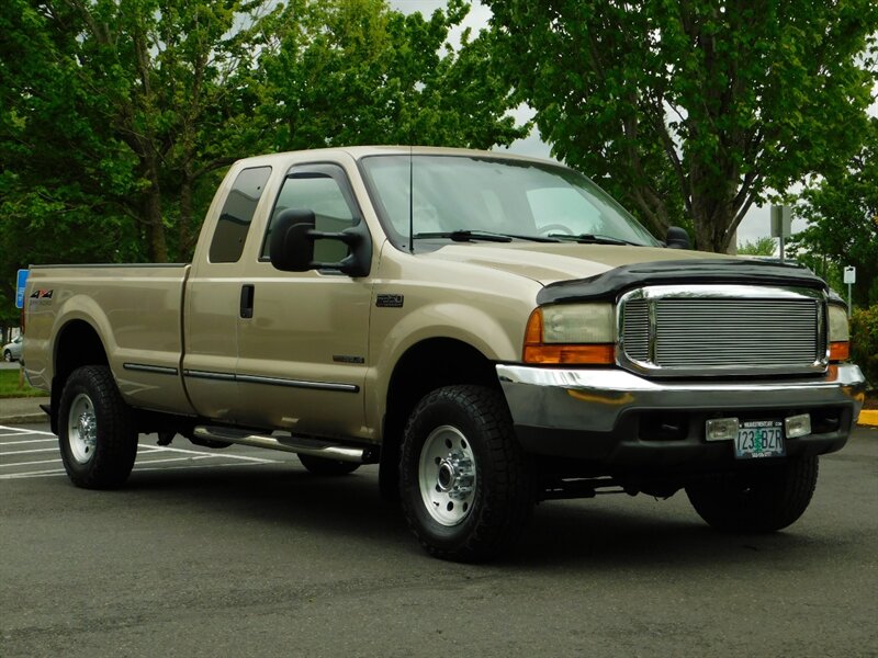 1999 Ford F-350 XLT 4X4 / 6-SPEED / 7.3L DIESEL / 107,000 MILES