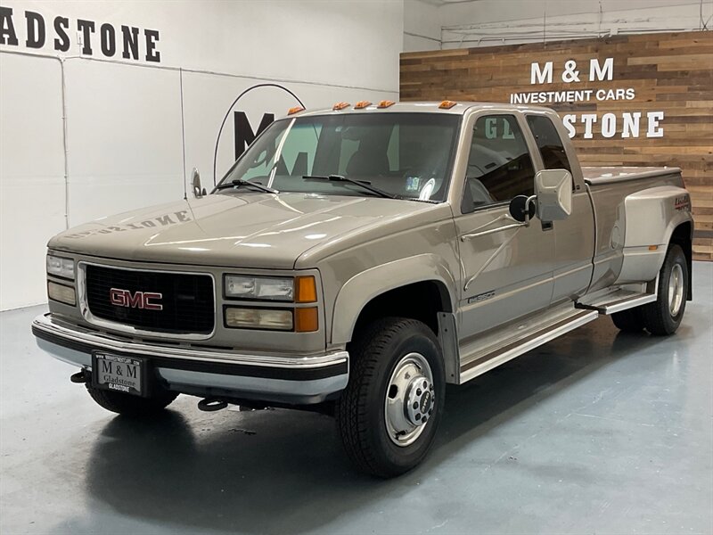 1998 GMC Sierra 3500 SLT 4X4 / 7.4L V8 / DUALLY / 113K Miles / ZERO RUST / LONG BED / Leather Seats - Photo 1 - Gladstone, OR 97027