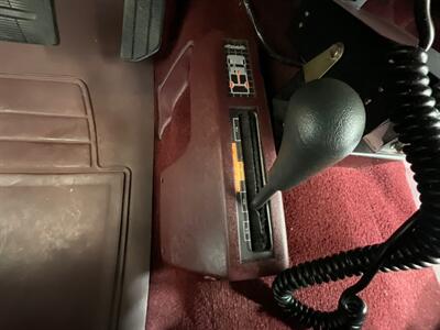 1998 GMC Sierra 3500 SLT 4X4 / 7.4L V8 / DUALLY / 113K Miles  / ZERO RUST / LONG BED / Leather Seats - Photo 18 - Gladstone, OR 97027