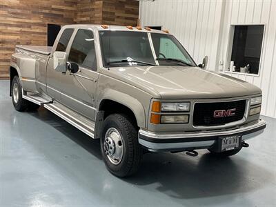 1998 GMC Sierra 3500 SLT 4X4 / 7.4L V8 / DUALLY / 113K Miles  / ZERO RUST / LONG BED / Leather Seats - Photo 2 - Gladstone, OR 97027