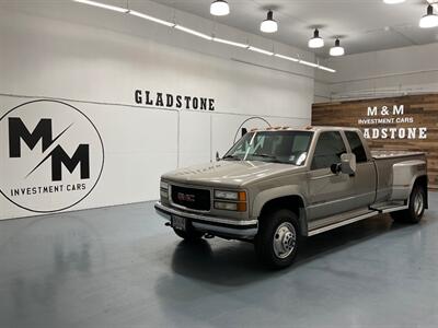 1998 GMC Sierra 3500 SLT 4X4 / 7.4L V8 / DUALLY / 113K Miles  / ZERO RUST / LONG BED / Leather Seats - Photo 25 - Gladstone, OR 97027