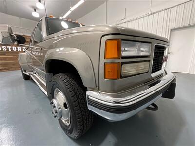 1998 GMC Sierra 3500 SLT 4X4 / 7.4L V8 / DUALLY / 113K Miles  / ZERO RUST / LONG BED / Leather Seats - Photo 53 - Gladstone, OR 97027