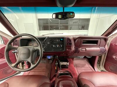 1998 GMC Sierra 3500 SLT 4X4 / 7.4L V8 / DUALLY / 113K Miles  / ZERO RUST / LONG BED / Leather Seats - Photo 34 - Gladstone, OR 97027