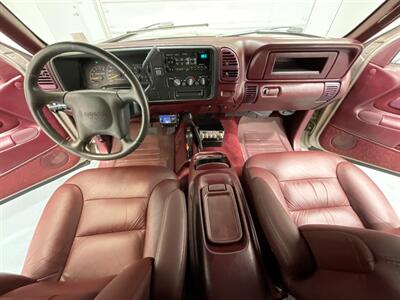 1998 GMC Sierra 3500 SLT 4X4 / 7.4L V8 / DUALLY / 113K Miles  / ZERO RUST / LONG BED / Leather Seats - Photo 14 - Gladstone, OR 97027
