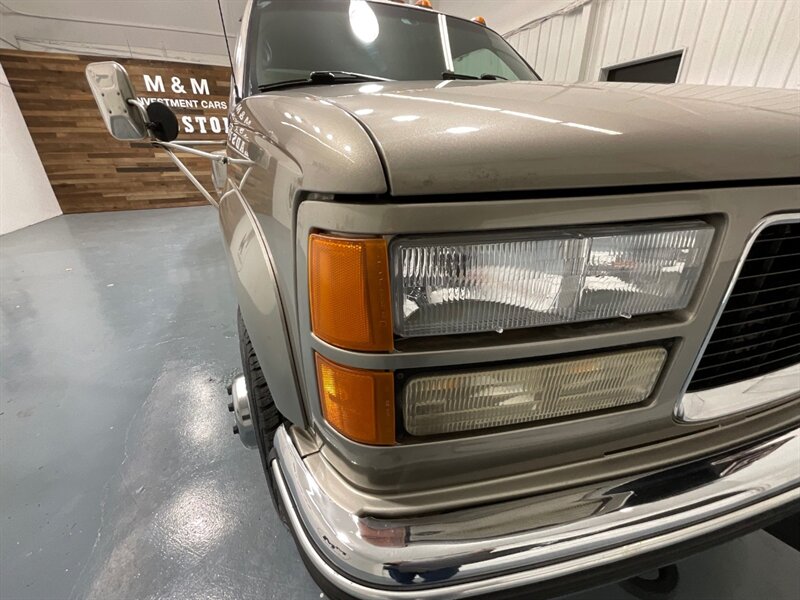 1998 GMC Sierra 3500 SLT 4X4 / 7.4L V8 / DUALLY / 113K Miles / ZERO RUST / LONG BED / Leather Seats - Photo 27 - Gladstone, OR 97027