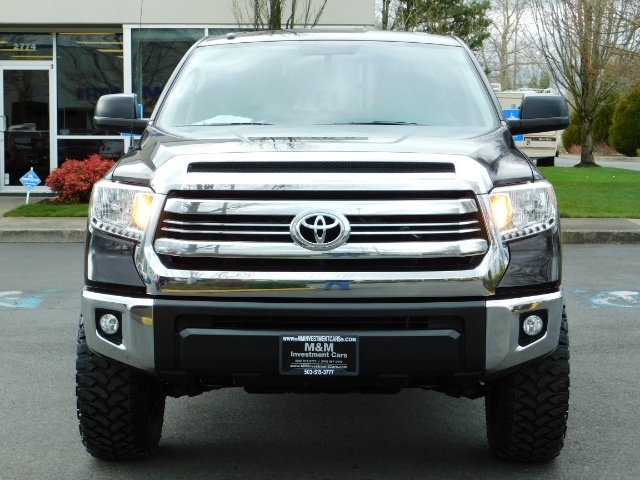 2017 Toyota Tundra SR5 Double Cab 4x4 / Backup / 35 " MUD TIRES / LIFT - Photo 5 - Portland, OR 97217