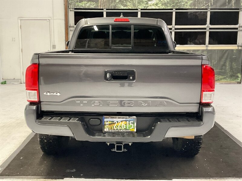 2016 Toyota Tacoma SR 4Dr Access Cab 4X4 / 2.7L 4Cyl / 5-SPEED MANUAL  / LOCAL OREGON TRUCK / BF GOODRICH TIRES & XD WHEELS / Backup Camera / Towing Package / ONLY 55,000 MILES - Photo 6 - Gladstone, OR 97027