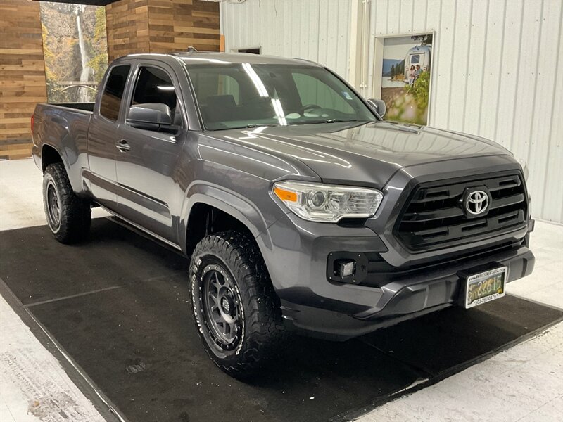 2016 Toyota Tacoma SR 4Dr Access Cab 4X4 / 2.7L 4Cyl / 5-SPEED MANUAL  / LOCAL OREGON TRUCK / BF GOODRICH TIRES & XD WHEELS / Backup Camera / Towing Package / ONLY 55,000 MILES - Photo 2 - Gladstone, OR 97027