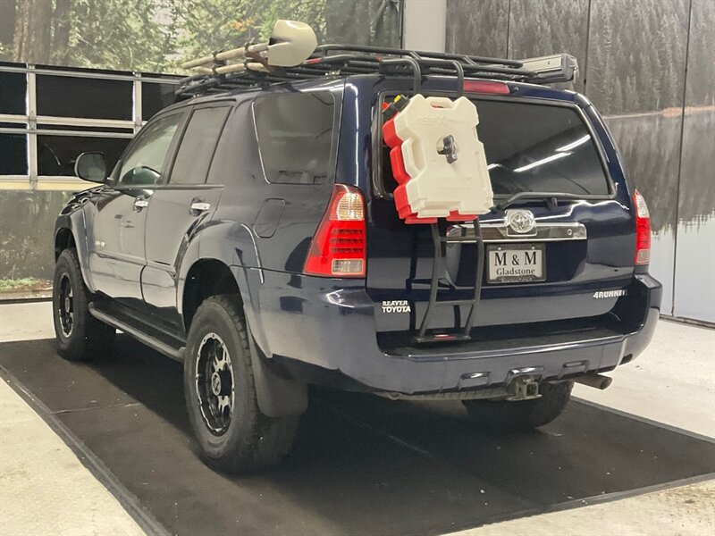 2008 Toyota 4Runner SR5 SUV 4X4 / 4.0L V6 /1-OWNER / ADVANTURE UPGRADE  / Sunroof / Luggage Rack / ONLY 112,000 MILES - Photo 8 - Gladstone, OR 97027