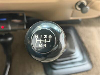 1999 Ford F-250 XLT 4x4 / 7.3L DIESEL / 6 SPEED MANUAL MANUAL / / NEW TIRES / LOCAL TRUCK - Photo 19 - Gladstone, OR 97027