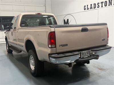 1999 Ford F-250 XLT 4x4 / 7.3L DIESEL / 6 SPEED MANUAL MANUAL / / NEW TIRES / LOCAL TRUCK - Photo 5 - Gladstone, OR 97027