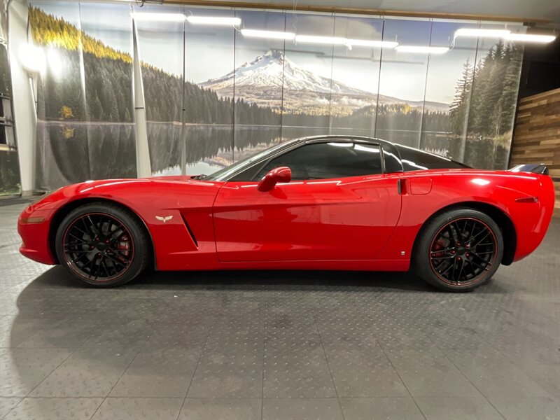 2007 Chevrolet Corvette Coupe 2Dr / REMOVABLE TOP / Navigation / Leather   - Photo 3 - Gladstone, OR 97027