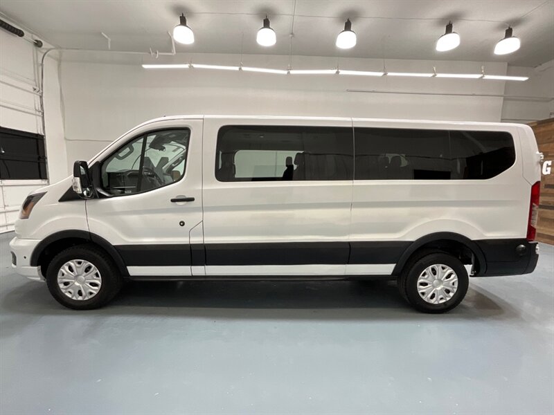 2024 Ford Transit 350 XLT 12-Passenger Full Size Van /3.5L Ecoboost  /LOW ROOF / LWB / 31,000 MILES - Photo 3 - Gladstone, OR 97027