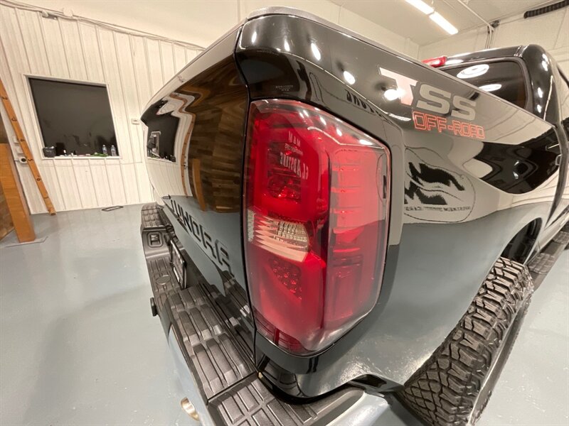 2015 Toyota Tundra SR5 Crew Max 5.7L V8 / NEW WHEELS & TIRES /OFF RD / ZERO RUST / NAVIGATION & BACKUP CAMERA - Photo 29 - Gladstone, OR 97027