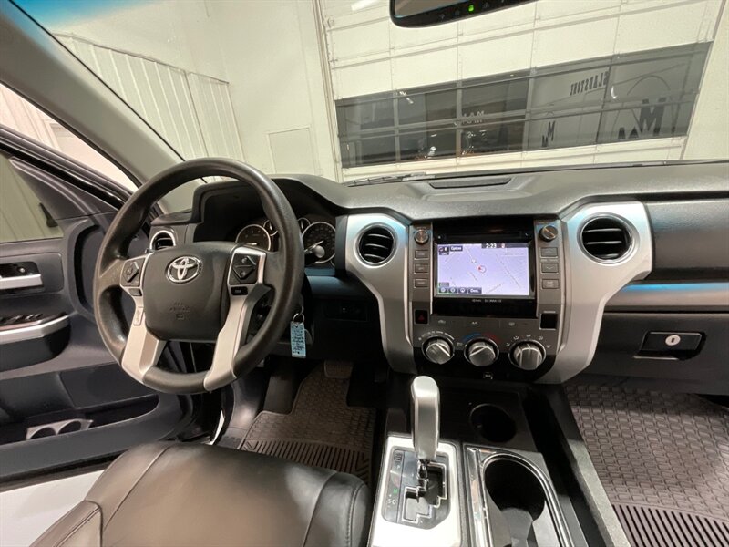 2015 Toyota Tundra SR5 Crew Max 5.7L V8 / NEW WHEELS & TIRES /OFF RD / ZERO RUST / NAVIGATION & BACKUP CAMERA - Photo 15 - Gladstone, OR 97027
