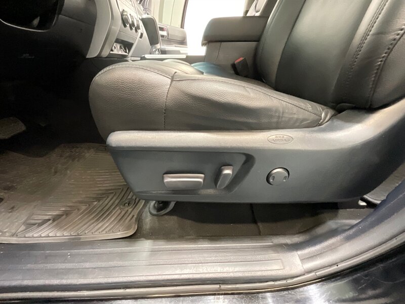 2015 Toyota Tundra SR5 Crew Max 5.7L V8 / NEW WHEELS & TIRES /OFF RD / ZERO RUST / NAVIGATION & BACKUP CAMERA - Photo 35 - Gladstone, OR 97027