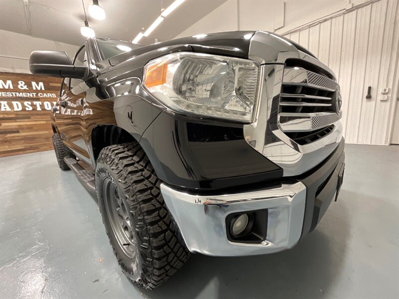 2015 Toyota Tundra SR5 Crew Max 5.7L V8 / NEW WHEELS & TIRES /OFF RD / ZERO RUST / NAVIGATION & BACKUP CAMERA - Photo 56 - Gladstone, OR 97027