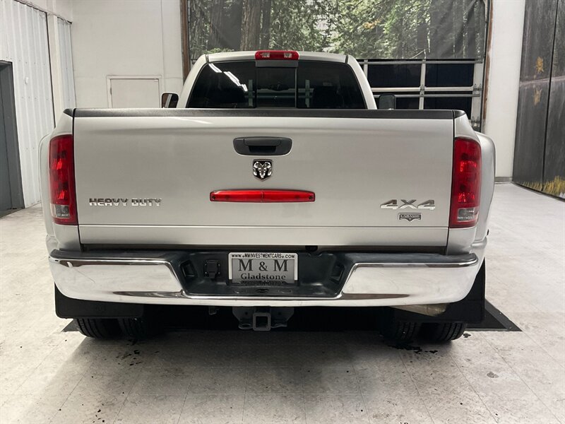 2005 Dodge Ram 3500 Laramie 4X4 / 5.9L DIESEL / DUALLY / 6-SPEED  / Leather & Heated Seats / LONG BED / NEW TIRES / 112,000 MILES - Photo 6 - Gladstone, OR 97027