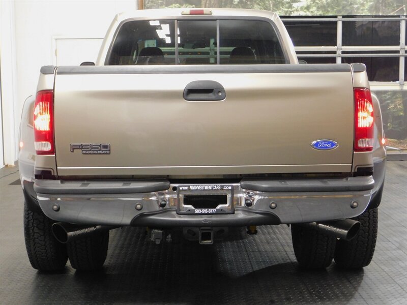 2003 Ford F-350 Lariat Crew Cab 4X4 / 7.3L DIESEL / DUALLY / Clean   - Photo 6 - Gladstone, OR 97027