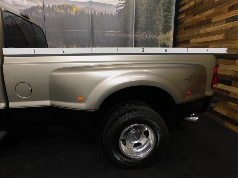 2003 Ford F-350 Lariat Crew Cab 4X4 / 7.3L DIESEL / DUALLY / Clean   - Photo 9 - Gladstone, OR 97027