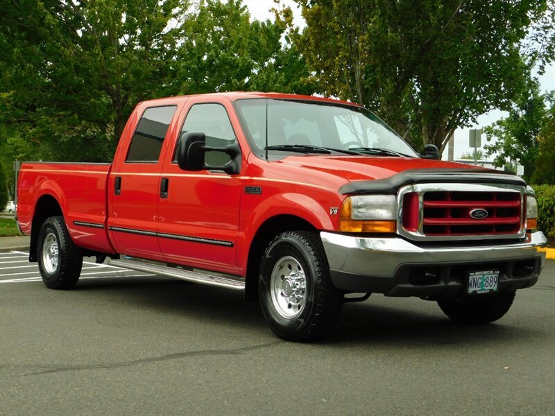 1999 Ford F-250 XLT Crew Cab/ 6-SPEED / 7.3L DIESEL / 74,000 MILES   - Photo 2 - Portland, OR 97217