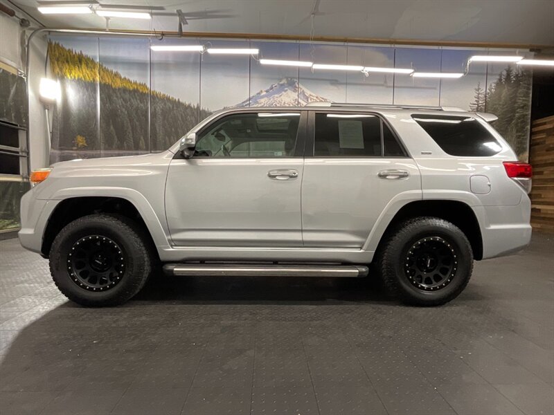 2011 Toyota 4Runner SR5 Premium 4X4 / Leather Heated Seats / Sunroof   - Photo 3 - Gladstone, OR 97027