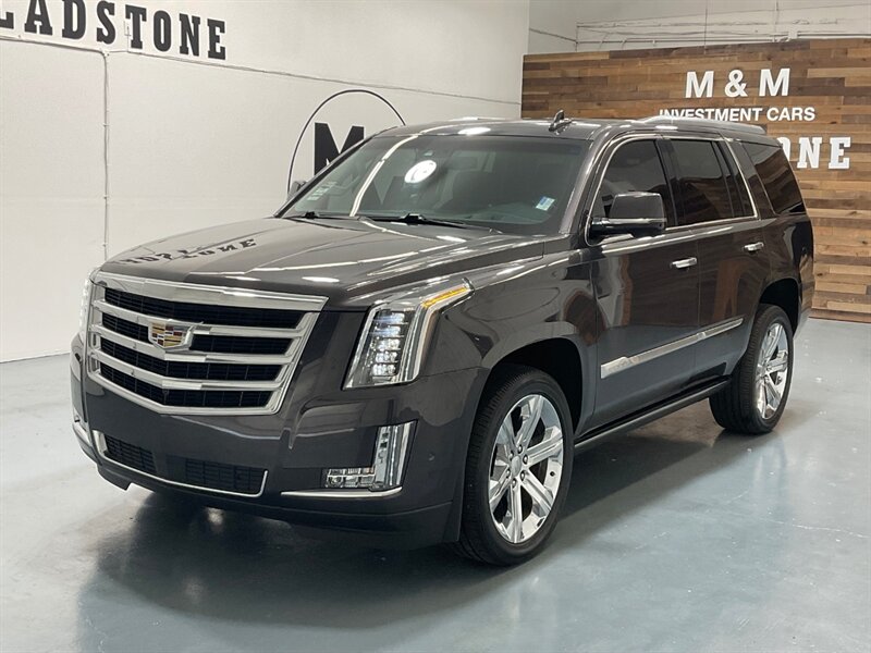 2017 Cadillac Escalade Premium Luxury 4X4 / 6.2L V8 / 83K MILES  / LEATHER DVD NAVI SUNROOF - Photo 61 - Gladstone, OR 97027