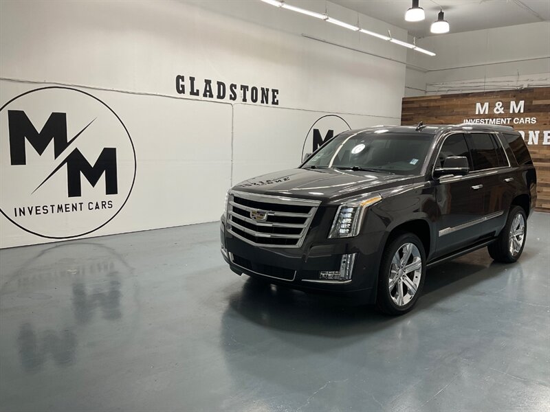 2017 Cadillac Escalade Premium Luxury 4X4 / 6.2L V8 / 83K MILES  / LEATHER DVD NAVI SUNROOF - Photo 63 - Gladstone, OR 97027