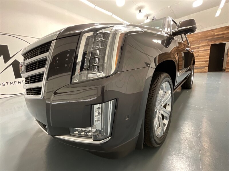 2017 Cadillac Escalade Premium Luxury 4X4 / 6.2L V8 / 83K MILES  / LEATHER DVD NAVI SUNROOF - Photo 56 - Gladstone, OR 97027