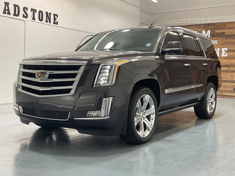 2017 Cadillac Escalade Premium Luxury 4X4 / 6.2L V8 / 83K MILES  / LEATHER DVD NAVI SUNROOF - Photo 62 - Gladstone, OR 97027