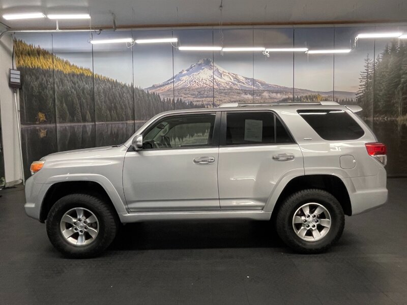 2013 Toyota 4Runner SR5 4x4 / 3RD ROW SE   - Photo 43 - Gladstone, OR 97027